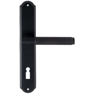 Дверная ручка TUBA 126 на планке PL01 черный F22 под кабинетный ключ KEY Дверная ручка TUBA 126 на планке PL01 черный F22 под кабинетный ключ KEY
